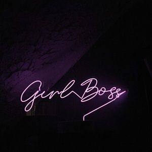 Neon Light “Girl Boss”